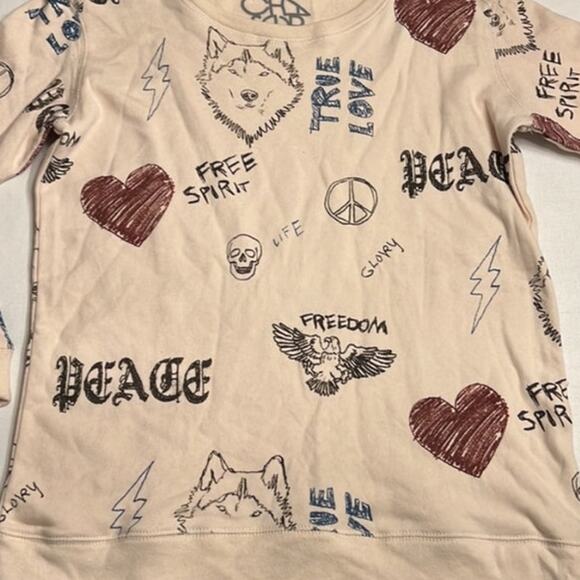 Chaser Revolve True Love Graphic Print Crew Au Lait Sz XS Wolves Hearts Boho NWT - Picture 5 of 8